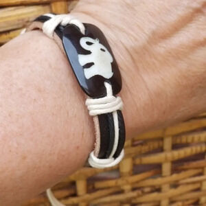 Ceramic Artisan elephant bracelet‎